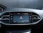 Peugeot 308 1.2 PureTech Blue Lease Executive | PANO | PDC | CRUISE | NAVI |