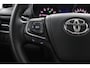 Toyota Avensis Touring Sports 1.8 VVT-i SkyView Edition | Panoramadak | Lederen bekleding | Trekhaak |