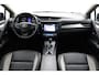 Toyota Avensis Touring Sports 1.8 VVT-i SkyView Edition | Panoramadak | Lederen bekleding | Trekhaak |