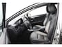 Toyota Avensis Touring Sports 1.8 VVT-i SkyView Edition | Panoramadak | Lederen bekleding | Trekhaak |