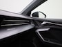Audi A3 Sportback 30 TFSI S edition 116 PK l S-Line exterieur | Automaat | Adaptive cruise control | Panoramadak | Camera | Head-up display | Navigatie | SONOS | Autom. airconditioning 3 zones | Stoelverwarming voorin | Trekhaak | Lichtpakket ambient lighting |