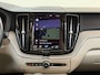 Volvo XC60 2.0 T6 Plug-in AWD Inscription | VOL! | Pano | Luchtvering | Trekhaak | Xenium Pakket | Int.Safe PRO Pakket | HUD | NAP