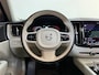 Volvo XC60 2.0 T6 Plug-in AWD Inscription | VOL! | Pano | Luchtvering | Trekhaak | Xenium Pakket | Int.Safe PRO Pakket | HUD | NAP