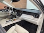 Volvo XC60 2.0 T6 Plug-in AWD Inscription | VOL! | Pano | Luchtvering | Trekhaak | Xenium Pakket | Int.Safe PRO Pakket | HUD | NAP