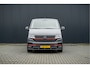 Volkswagen Transporter Caravelle | Automaat | Led | Camera | Carplay | Navi | Zijschuifdeur R+L | Adapt.Cruise | Trekhaak