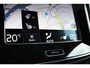 Volvo XC40 T5 Recharge R-Design | Standkachel | Harman Kardon | 20'' Lichtmetalen Velgen | Verwarmbare Voorstoelen | Trekhaak | Getint Glas | Parkeercamera | Volvo On Call | Actieve Bochtverlichting | BLIS | Power Seats | Draadloze Oplader Telefoon