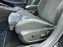 Volkswagen Golf 1.4 eHybrid Style | APPLE CARPLAY | ANDROID AUTO | IQ LIGHTS VOOR | DODEHOEKSENSOREN | ACHTERUITRIJCAMERA | ERGO ACTIVE | CLIMATE CONTROL | DIGITAL COCKPIT | NAVIGATIE | SFEERVERLICHTING | DAB RADIO | ADAPTIVE CRUISE CONTROL | RIJSTROOKHULP |