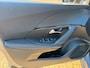 Peugeot 2008 1.2 Hybrid 136 GT Elektr bed. voorstoel / Alcantara / 360 camera / Navi / Stoelverwarming / Keyless