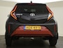 Toyota Aygo X 1.0 VVT-i MT Premium | stoelverwarming | PDC | Half leder |