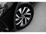 Volkswagen Tiguan 1.5 eTSI Life Edition | Trekhaak | Stoelverwarming V+A | Camera | Dode Hoek |