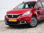 Peugeot 2008 Blue Lion 1.2 PureTech 110pk Automaat 100% DEALER OND. | PDC | NAVI | APPLE-CARPLAY | DAB | CRUISE.C