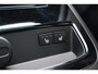 Volvo V60 2.0 T8 Plug-in Hybrid AWD Plus Dark | Long Range PHEV | Panoramadak | Lichtmetalen Velgen 19 inch | BLIS | Cruise Control Adaptief | Elektrisch Verstelbare Voorstoelen | Harman Kardon Audio | Sportstoelen