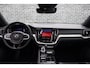 Volvo V60 2.0 T8 Plug-in Hybrid AWD Plus Dark | Long Range PHEV | Panoramadak | Lichtmetalen Velgen 19 inch | BLIS | Cruise Control Adaptief | Elektrisch Verstelbare Voorstoelen | Harman Kardon Audio | Sportstoelen