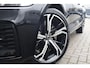 Volvo V60 2.0 T8 Plug-in Hybrid AWD Plus Dark | Long Range PHEV | Panoramadak | Lichtmetalen Velgen 19 inch | BLIS | Cruise Control Adaptief | Elektrisch Verstelbare Voorstoelen | Harman Kardon Audio | Sportstoelen