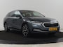 Skoda Octavia 1.4 TSI iV PHEV Business Edition Plus | Stoelverwarming | Trekhaak | Camera | Adaptive cruise | Carplay | Sfeerverlichting | Navigatie | Side Assist | Stuurverwarming | Plug In