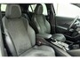 Peugeot 2008 1.2T 130pk Automaat 130 GT | Climate & Cruise Control | 3D-Cockpit | Achteruitrijcamera | Apple CarPlay/Android Auto |