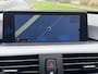 BMW 3-Serie 320i High Executive Cremeleer Navi Pdc Headup