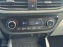 Hyundai i10 1.0 Automaat Airco Carplay Stoel&Stuurverwarming Camera Pdc