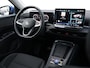 Volkswagen T-Roc Life First Edition 1.5 eTSI 116 PK | App Connect | Camera | 17" velgen | Camera | Stoelverwarming |
