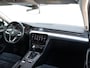 Volkswagen Passat Variant 1.5 TSI Elegance Business R | Afneembare trekhaak | Stoelverwarming | Achteruitrijcamera | Verwarmbare voorruit |