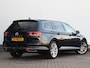 Volkswagen Passat Variant 1.5 TSI Elegance Business R | Afneembare trekhaak | Stoelverwarming | Achteruitrijcamera | Verwarmbare voorruit |