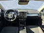 Volvo XC40 1.5 T4 Recharge R-Design Expression | Trekhaak | 360º Camera | Verwarmde Voorstoelen en Achterbank | Stuurverwarming | Navigatie | Keyless Entry | BLIS |