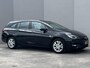 Opel Astra Sports Tourer 1.2 Business Executive Lichtmetalen velgen / Achteruitrijcamera / Navigatie / Apple Carplay & Android Auto / All season banden / DAB