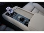 Volvo XC90 T8 455PK AWD Ultra Bright Executive Ed. Trekhaak | Gelam. Glas | 22" | Massage/ventilatie | HUD | B&W Audio