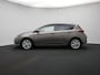 Toyota Auris 1.8 Hybrid Executive | LED Verlichting | Navigatie | Dealer Onderhouden |