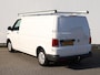 Volkswagen Transporter 2.0 TDI 110 pk L2H1 28 Comfortline | Airco | Cruise control | Navigatie via App connect | Bijrijders bank | Imperiaal  | Trekhaak | Betimmering laadruimte |