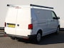 Volkswagen Transporter 2.0 TDI 110 pk L2H1 28 Comfortline | Airco | Cruise control | Navigatie via App connect | Bijrijders bank | Imperiaal  | Trekhaak | Betimmering laadruimte |