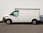 Volkswagen Transporter 2.0 TDI 110 pk L2H1 28 Comfortline | Airco | Cruise control | Navigatie via App connect | Bijrijders bank | Imperiaal  | Trekhaak | Betimmering laadruimte |