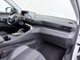 Peugeot 5008 T 131PK AUT-8 7Pers. Navi 360°Camera Apple Carplay Android Ecc Cruise Control Pdc Blue Executive Avantage Privacy Glas Lmv Isofix Led Regen-Lichtsensor Verkeersbord detectie Dealeronderhouden Origineel Nederlandse Auto 7 Zitter