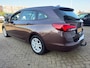 Opel Astra Sports Tourer 1.4 Online Edition van 1ste Eig met parkeersensoren / camera en trekhaak en bluetooth telefoon en airco