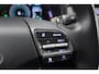 Hyundai Kona Electric EV Fashion 64 kWh 3- Fase SOH 95,8% | Trekhaak | Warmtepomp | Camera | Navigatie | Head-Up Display