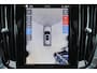 Volvo V60 T6 Plug-in hybrid AWD Core Bright - IntelliSafe Assist & Surround - 360º Camera - Harman/Kardon audio - Verwarmde voorstoelen, stuur & achterbank - Parkeersensoren voor & achter - Extra getint glas - 19' LMV