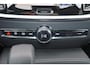 Volvo V60 T6 Plug-in hybrid AWD Core Bright - IntelliSafe Assist & Surround - 360º Camera - Harman/Kardon audio - Verwarmde voorstoelen, stuur & achterbank - Parkeersensoren voor & achter - Extra getint glas - 19' LMV