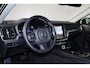 Volvo V60 T6 Plug-in hybrid AWD Core Bright - IntelliSafe Assist & Surround - 360º Camera - Harman/Kardon audio - Verwarmde voorstoelen, stuur & achterbank - Parkeersensoren voor & achter - Extra getint glas - 19' LMV