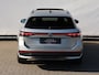 Volkswagen Passat Variant 1.5 eHybrid R-Line Edition 272PK DSG | Panoramadak | Led Matrix | Trekhaak | 360 Camera | Keyless | Stoel/ stuurverwarming