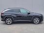 Hyundai Tucson 1.6 T-GDI PHEV Comfort Smart 4WD Automaat / Apple Carplay Android auto / Stuur-, en Stoelverwarming / Trekgewicht 1350 kg / Achteruitrijcamera / Keyless Entry/Start / Adaptief CC / Elektrische achterklep /