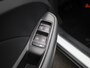 MG MG ZS EV Luxury 45 kWh | lichtmetalen velgen | panoramadak | naivgatie | stoel verwarming | camera |