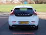 Volvo V40 2.0 T4 Business Sport R-DESIGN / CRUISE / VOORSTOELEN VERWARMD / BLUETOOTH