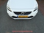 Volvo V40 2.0 T4 Business Sport R-DESIGN / CRUISE / VOORSTOELEN VERWARMD / BLUETOOTH