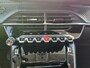 Peugeot 208 1.2 PureTech Allure Pack Navigatie | Camera | Apple Carplay/Android Auto | Lederen Stuurwiel