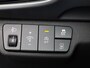 Kia Stonic 1.0 T-GDi MHEV DynamicLine | Apple Carplay / Android Auto | Parkeer sensoren | Navigatie | Camera | Sfeerverlichting | Cruise control | Climate control | DAB |