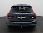 Volvo V90 T6 Plug-in hybrid AWD Ultra Dark Automaat | Panoramadak | Harman Kardon | Head-up | Leder | Navigatie | Stoel/stuurverwarming | Climate control | PDC | LMV | Schuifdak | LED | Camera | DAB |
