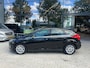 Ford Focus 1.0 EcoBoost 5-DEURS LEASE TITANIUM-uitv/ZEER COMPLEET/MOTOR DEFECT
