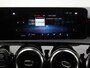 Mercedes-Benz A-klasse 250 e AMG Line | AMG-styling | Apple/Android Play | Camera | Adaptive Cruise | Keyless | LED | Navi | PDC V+A | Ambiente Verlichting | Virtual Cockpit | Rijsassistentiepakket Plus | 12 Maand BOVAG Garantie! |