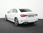 Mercedes-Benz A-klasse 250 e AMG Line | AMG-styling | Apple/Android Play | Camera | Adaptive Cruise | Keyless | LED | Navi | PDC V+A | Ambiente Verlichting | Virtual Cockpit | Rijsassistentiepakket Plus | 12 Maand BOVAG Garantie! |