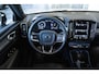 Volvo XC40 T4 Recharge R-Design | Electrische Bedienbare Voorstoelen | Panoramadak | Adaptive Cruise Control | Parkeersensoren voor + achter | Parkeercamera | Stoelverwarming | Harman Kardon Premium Audio | Volvo on Call